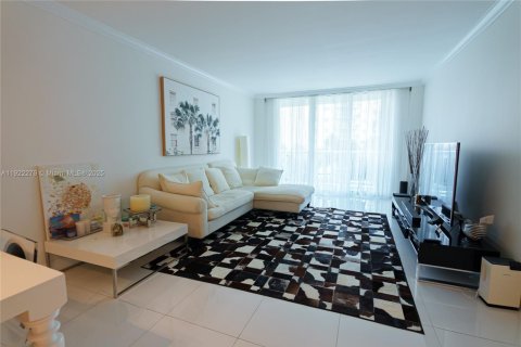 Condo in Sunny Isles Beach, Florida, 2 bedrooms  № 1976177 - photo 7
