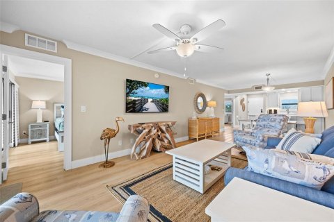 Condo in Sanibel, Florida, 2 bedrooms № 2393587 - photo 20