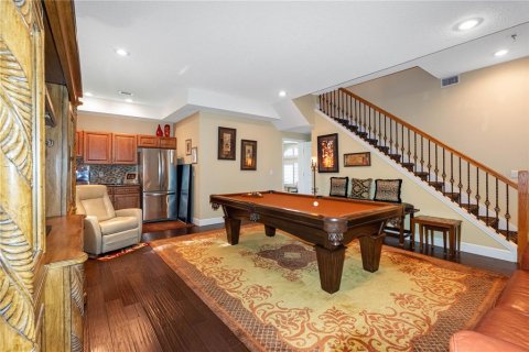 House in New Port Richey, Florida 4 bedrooms, 373.56 sq.m. № 1567917 - photo 28