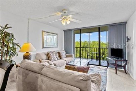 Condominio en venta en Clearwater, Florida, 2 dormitorios, 89.19 m2 № 1838560 - foto 14