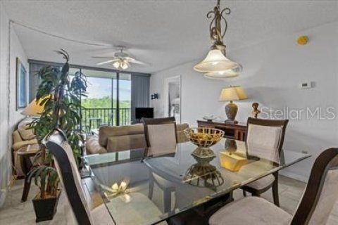Condominio en venta en Clearwater, Florida, 2 dormitorios, 89.19 m2 № 1838560 - foto 13