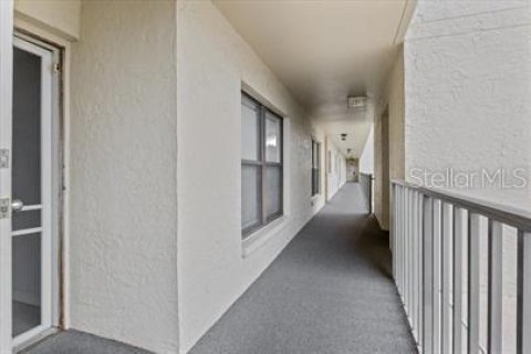 Condominio en venta en Clearwater, Florida, 2 dormitorios, 89.19 m2 № 1838560 - foto 3