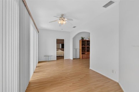 House in Leesburg, Florida 2 bedrooms, 205.59 sq.m. № 2121479 - photo 29