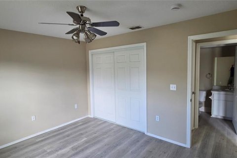 House in New Port Richey, Florida 2 bedrooms, 120.12 sq.m. № 2235414 - photo 19