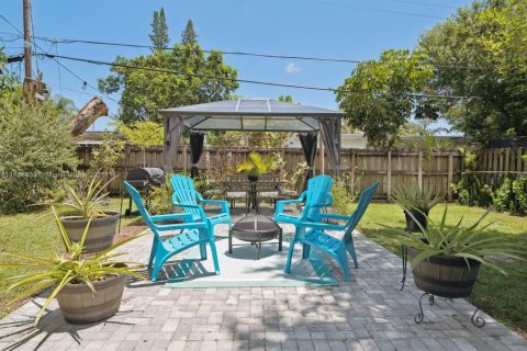 House in Fort Lauderdale, Florida 2 bedrooms, 102.29 sq.m. № 1891139 - photo 8