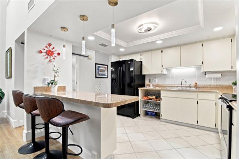Adosado en venta en Tampa, Florida, 3 dormitorios, 106.65 m2 № 2342674 - foto 14
