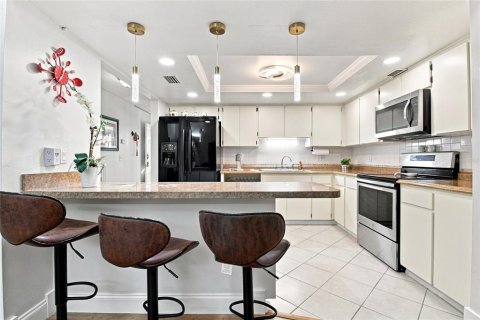 Adosado en venta en Tampa, Florida, 3 dormitorios, 106.65 m2 № 2342674 - foto 12