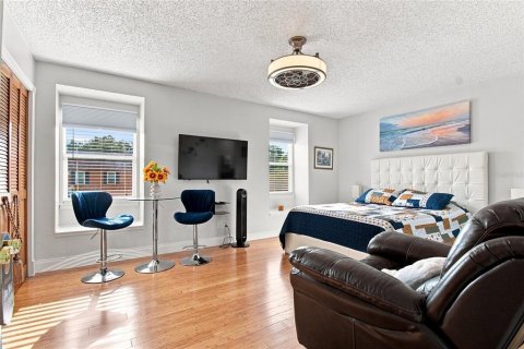 Adosado en venta en Tampa, Florida, 3 dormitorios, 106.65 m2 № 2342674 - foto 25