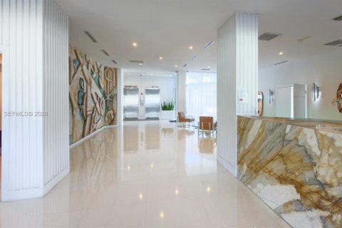 Copropriété à vendre à Miami Beach, Floride: 2 chambres, 93.46 m2 № 2026515 - photo 28