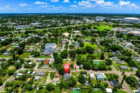 Immobilier commercial à vendre à Saint Petersburg, Floride: 3 chambres, 105.91 m2 № 2287296 - photo 8