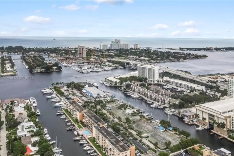 Condo in Fort Lauderdale, Florida, 1 bedroom  № 1705543 - photo 16
