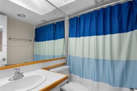 Condo in Fort Lauderdale, Florida, 1 bedroom  № 1705543 - photo 14