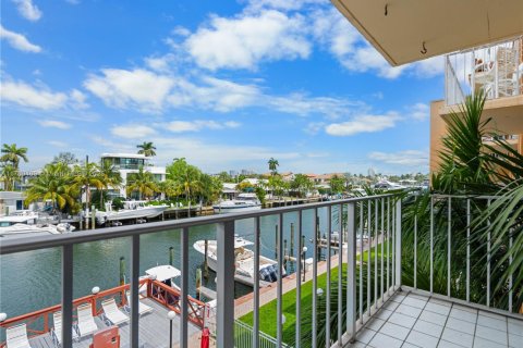 Condo in Fort Lauderdale, Florida, 1 bedroom  № 1705543 - photo 7