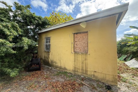 Villa ou maison à vendre à Miami, Floride: 3 chambres, 79.71 m2 № 2082359 - photo 4