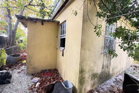 Villa ou maison à vendre à Miami, Floride: 3 chambres, 79.71 m2 № 2082359 - photo 6