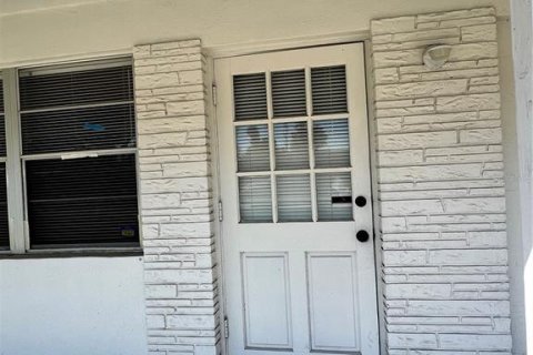 Casa en venta en Sarasota, Florida, 2 dormitorios, 101.73 m2 № 2123552 - foto 5