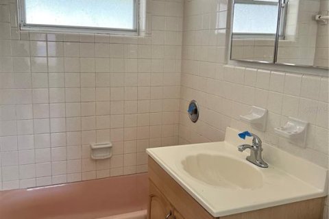 Casa en venta en Sarasota, Florida, 2 dormitorios, 101.73 m2 № 2123552 - foto 17