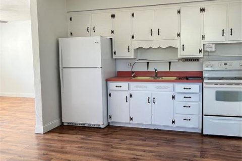 Casa en venta en Sarasota, Florida, 2 dormitorios, 101.73 m2 № 2123552 - foto 11