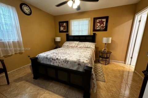 Casa en venta en Plantation, Florida, 3 dormitorios, 139.45 m2 № 2052574 - foto 7