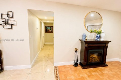 Casa en venta en Plantation, Florida, 3 dormitorios, 139.45 m2 № 2052574 - foto 30
