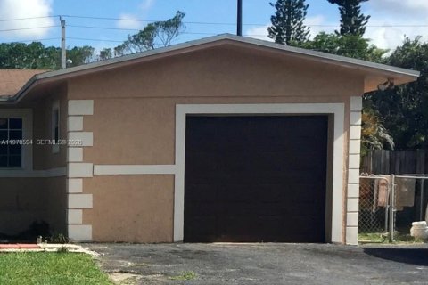 Casa en venta en Plantation, Florida, 3 dormitorios, 139.45 m2 № 2052574 - foto 12