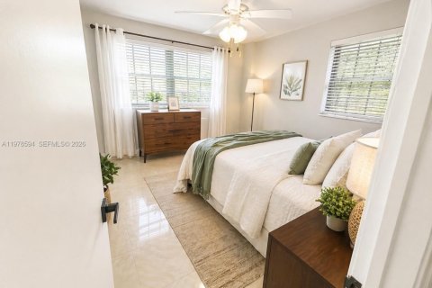 Casa en venta en Plantation, Florida, 3 dormitorios, 139.45 m2 № 2052574 - foto 19