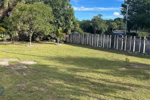 Casa en Plantation, Florida 3 dormitorios, 139.45 m2 № 2052574