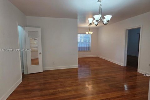 Apartment in Miami Beach, Florida 1 bedroom, 55.74 sq.m. № 2401318 - photo 18