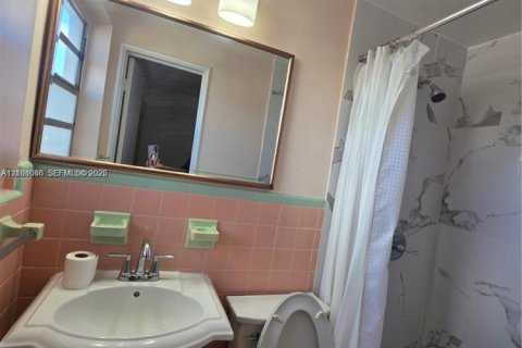 Apartment in Miami Beach, Florida 1 bedroom, 55.74 sq.m. № 2401318 - photo 24