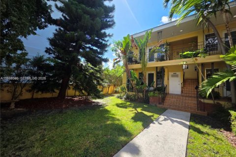 Apartment in Miami Beach, Florida 1 bedroom, 55.74 sq.m. № 2401318 - photo 17