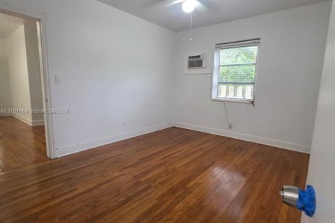 Apartment in Miami Beach, Florida 1 bedroom, 55.74 sq.m. № 2401318 - photo 6