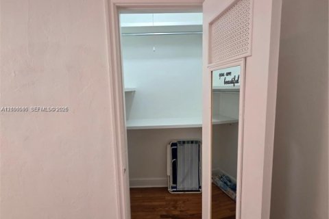 Apartment in Miami Beach, Florida 1 bedroom, 55.74 sq.m. № 2401318 - photo 25