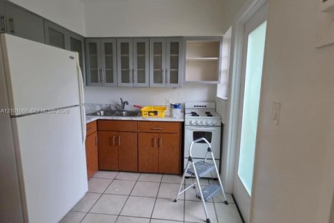 Apartment in Miami Beach, Florida 1 bedroom, 55.74 sq.m. № 2401318 - photo 3