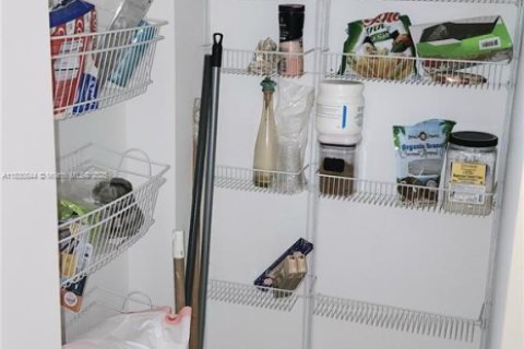 Condominio en venta en Miami, Florida, 2 dormitorios, 86.86 m2 № 1979681 - foto 29