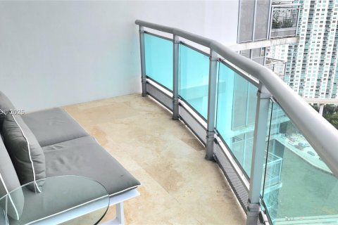 Condominio en venta en Miami, Florida, 2 dormitorios, 86.86 m2 № 1979681 - foto 11