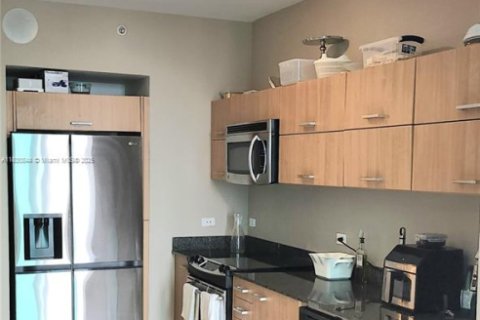 Condominio en venta en Miami, Florida, 2 dormitorios, 86.86 m2 № 1979681 - foto 28