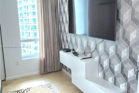 Condominio en venta en Miami, Florida, 2 dormitorios, 86.86 m2 № 1979681 - foto 24