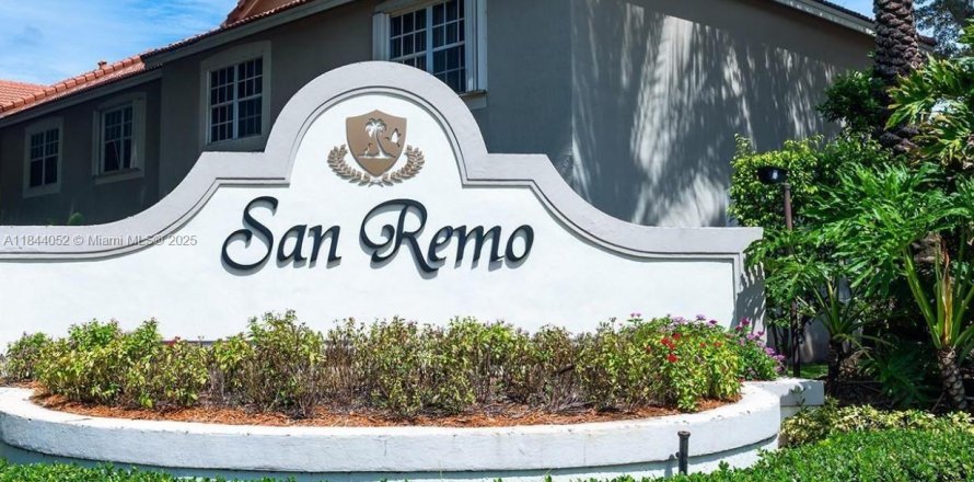 Townhouse in Weston, Florida 2 bedrooms, 105.07 sq.m. № 1839313