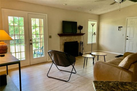 Copropriété à vendre à Orlando, Floride: 2 chambres № 2282732 - photo 3