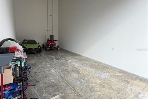 Immobilier commercial à vendre à Tampa, Floride: 68.56 m2 № 2133641 - photo 6
