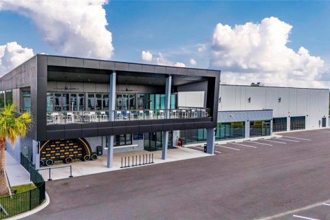 Immobilier commercial à vendre à Tampa, Floride: 68.56 m2 № 2133641 - photo 12