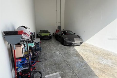 Immobilier commercial à vendre à Tampa, Floride: 68.56 m2 № 2133641 - photo 9