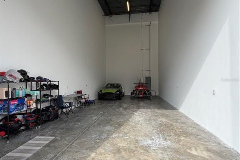 Immobilier commercial à vendre à Tampa, Floride: 68.56 m2 № 2133641 - photo 3