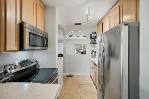 House in Saint Petersburg, Florida 2 bedrooms, 85.38 sq.m. № 1670176 - photo 15