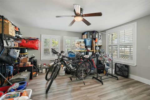 House in Saint Petersburg, Florida 2 bedrooms, 85.38 sq.m. № 1670176 - photo 16