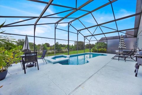 Villa ou maison à vendre à Davenport, Floride: 4 chambres, 187.48 m2 № 1751216 - photo 23