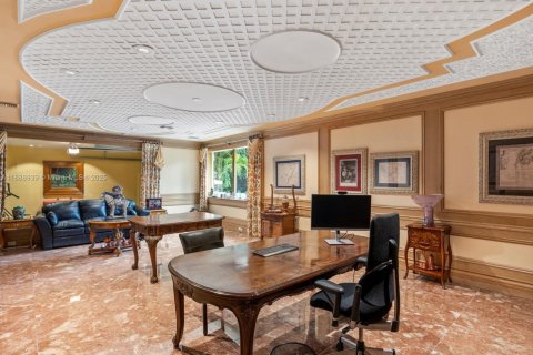 Villa ou maison à vendre à Weston, Floride: 7 chambres, 1053.14 m2 № 1944276 - photo 24