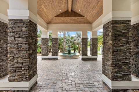 Villa ou maison à vendre à Weston, Floride: 7 chambres, 1053.14 m2 № 1944276 - photo 7