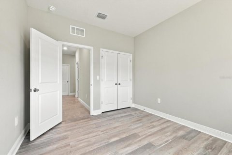 Villa ou maison à louer à Bradenton, Floride: 4 chambres, 312.34 m2 № 2430975 - photo 18