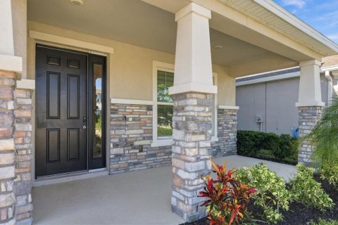 Villa ou maison à louer à Bradenton, Floride: 4 chambres, 312.34 m2 № 2430975 - photo 2